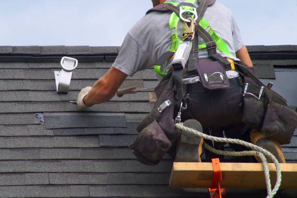 Siding Removal and Disposal in Pineville, NC